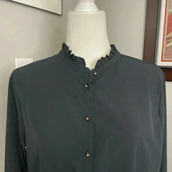 Soft Surroundings The Vivian Shirt Black long button down piecrust collar PLarge - Picture 2 of 7